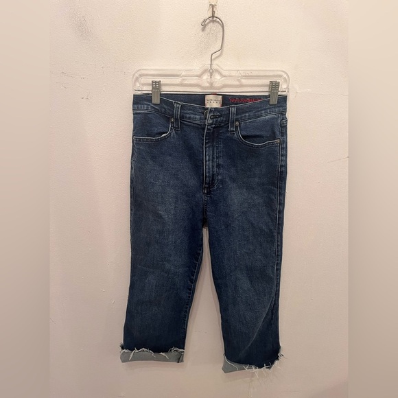 Alice & Olivia Cuffed Cropped Jeans 28" Waist - Picture 1 of 4